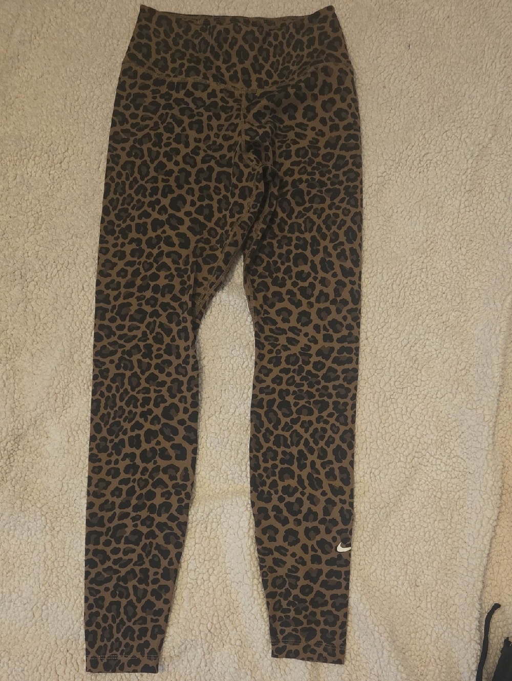 Nike sparkle XS Brown and Black Leopard Print Leggings like new